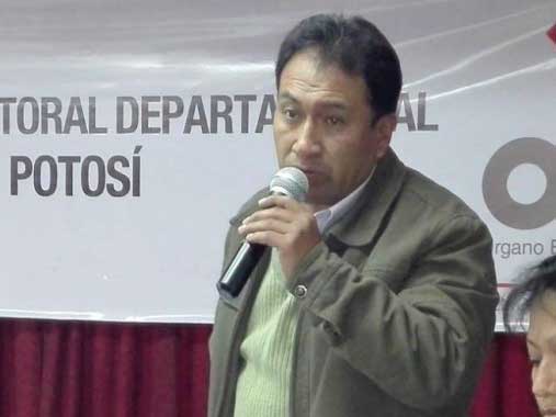 En Potosí avanzan dos solicitudes de revocatoria a autoridades electas